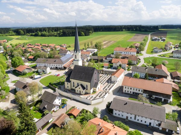 Pfarrkirche St. Nikolaus Pittenhart